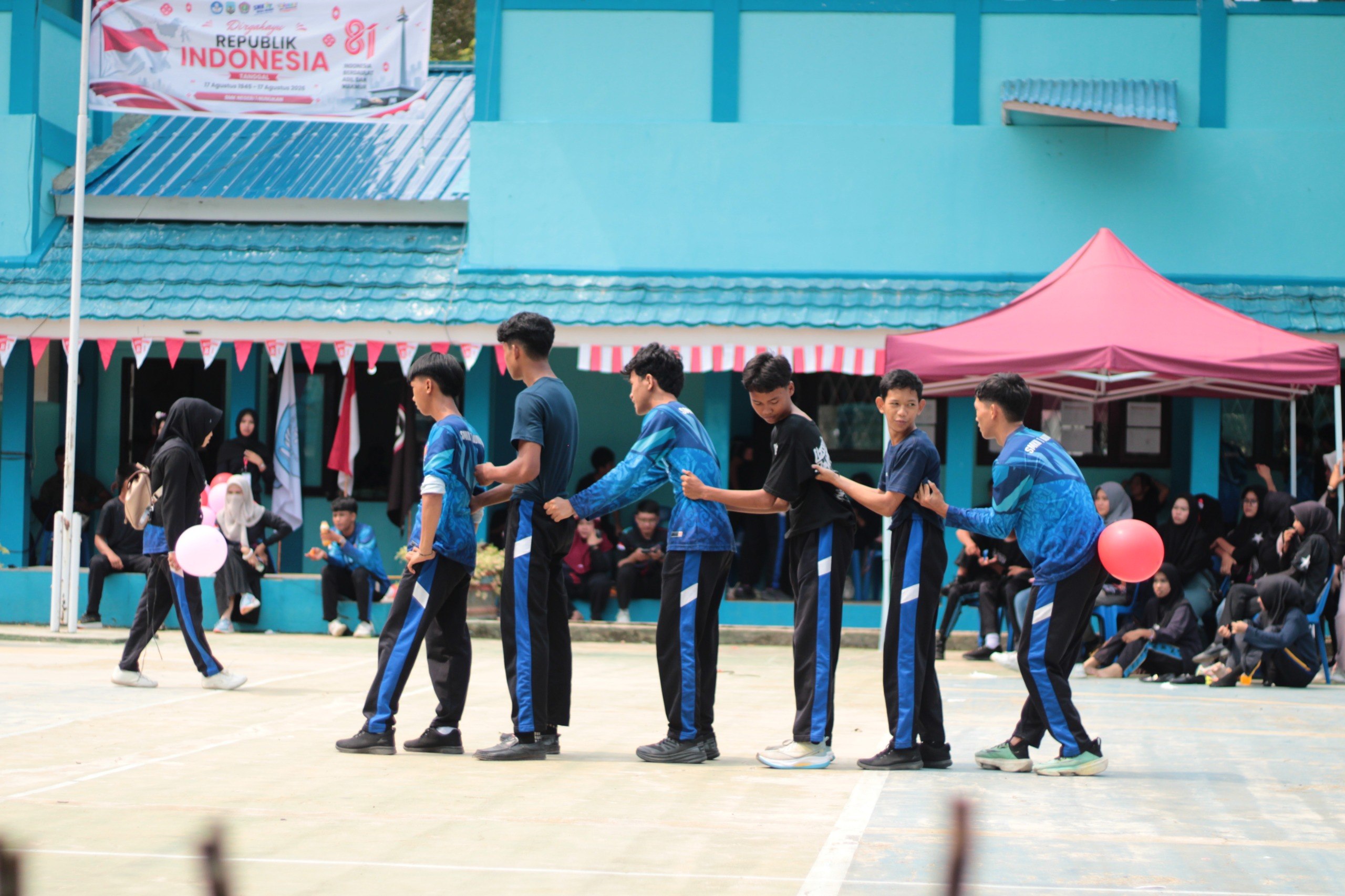Keseruan lomba siswa