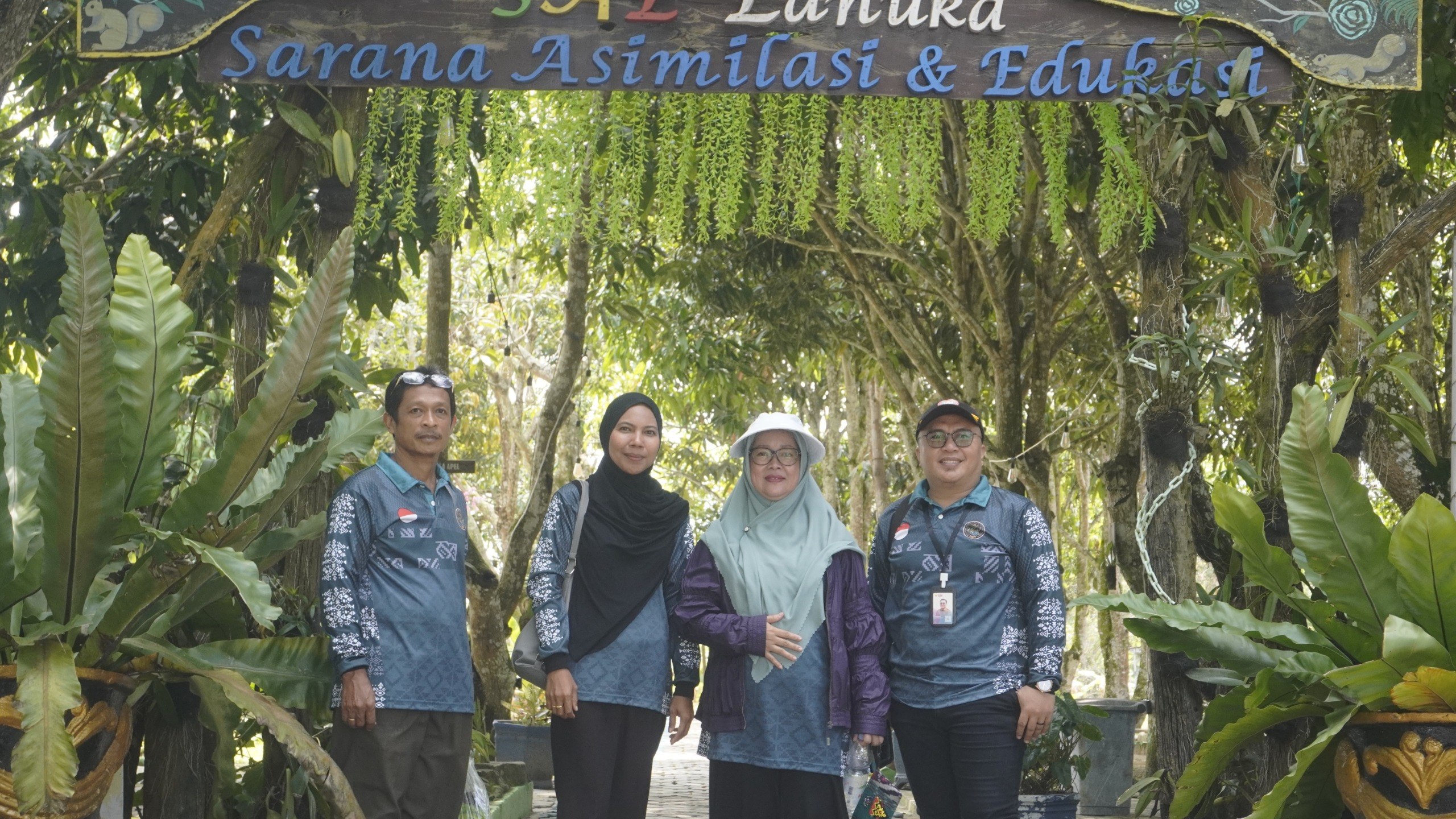 Kegiatan study lapang ATPH SMK Negeri 1 Nunukan berjalan tertib